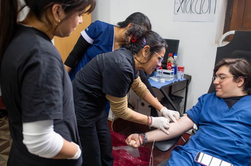 Que la gente haga sus donaciones de sangre en tiempo de fiestas es cuando maacutes se necesita