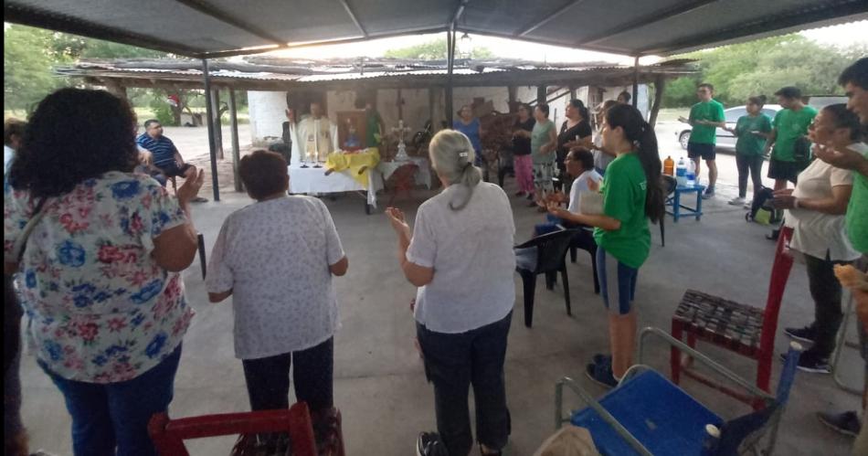 Comenzoacute la celebracioacuten por el 63ordm aniversario de la capilla de Villa Robles