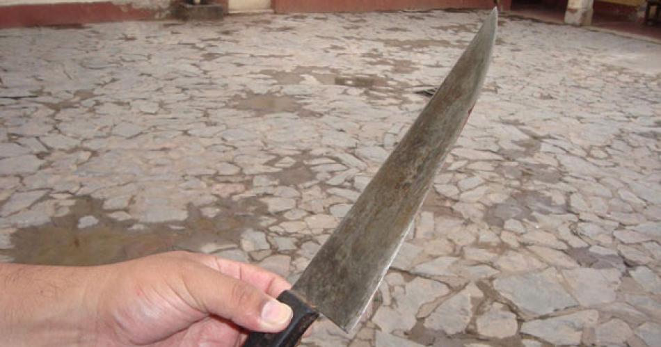 Una ronda de copas entre amigos terminoacute con cuchillo piedras y amenazas