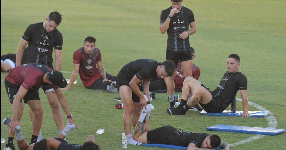 ENTRENAMIENTO Central Córdoba regresó ayer al trabajo en el Alfredo Terrera en el inicio formal de la pretemporada