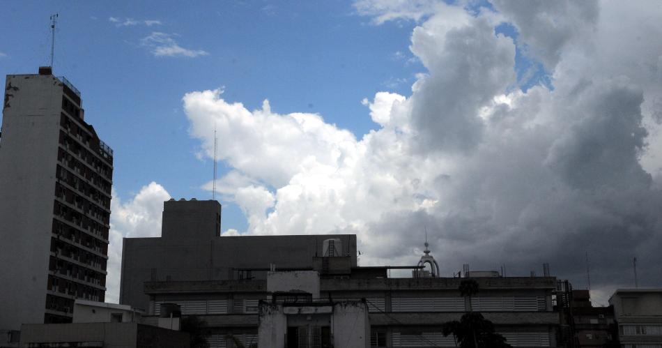 Alerta por tormentas y altas temperaturas- el tiempo en el primer fin de semana del antildeo