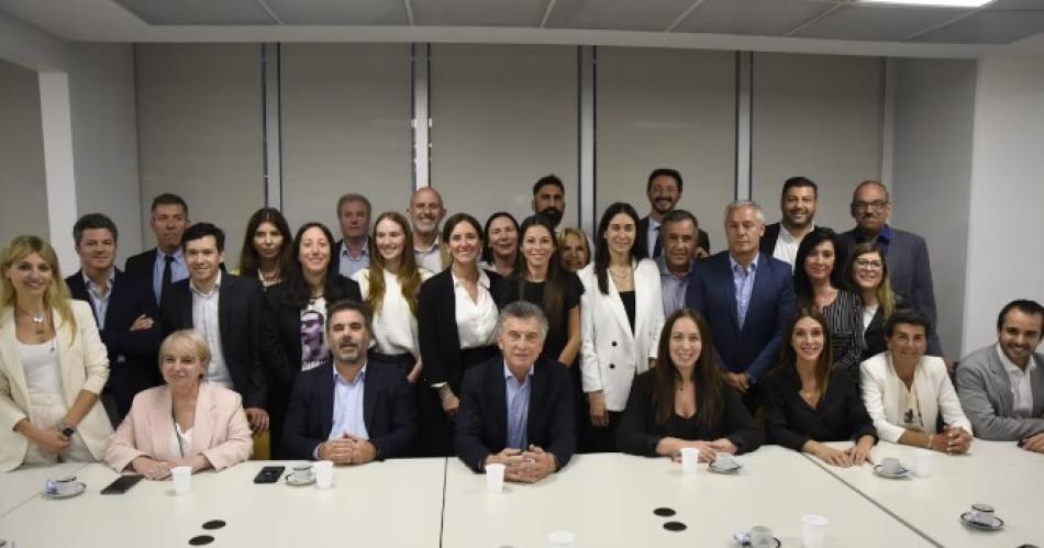 El presidente del PRO Mauricio Macri en una reunión con legisladores del espacio (Foto- PRO)