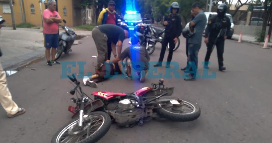 Una motociclista sufrioacute graves heridas tras derrapar sobre calle Rivadavia