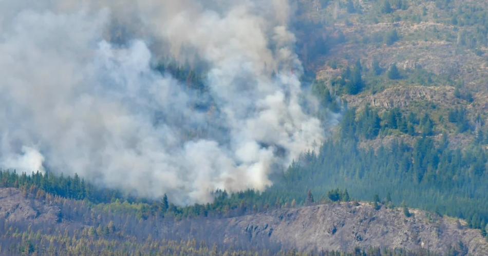 El fuego no da tregua- los incendios no cesan en Epuyeacuten y Atilio Viglione