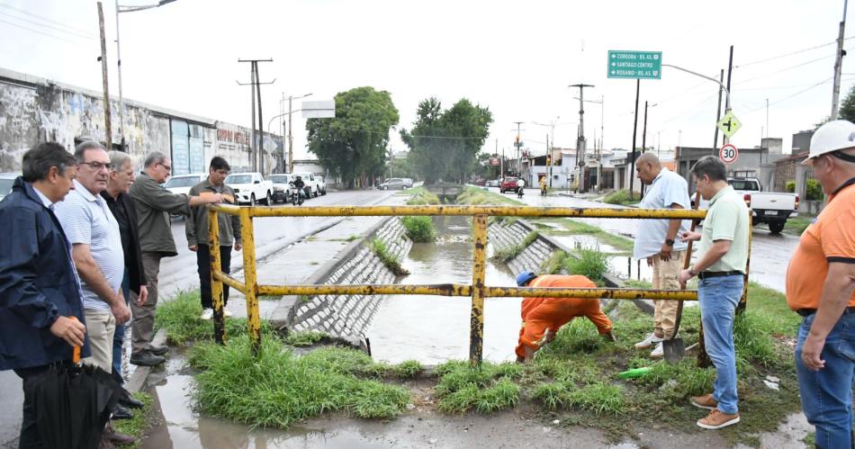 La feroz tormenta generoacute numerosos inconvenientes en la ciudad Capital