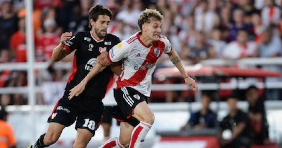 River le ganoacute a Instituto con un gol de Gonzalo Montiel