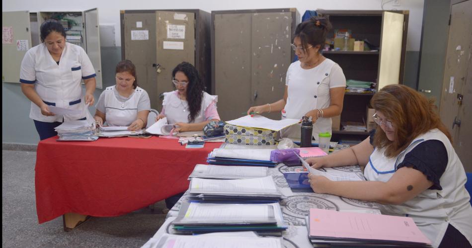 TAREAS Los docentes dedicaron la jornada de ayer al trabajo administrativo y hoy arrancan los recuperatorios