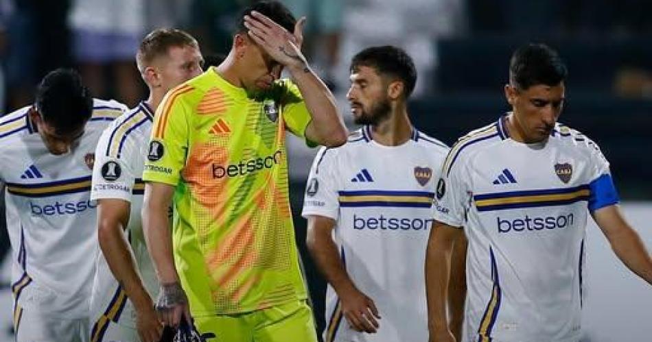 Romaacuten hizo sentir su descontento ante el plantel de Boca- Fuimos un desastre