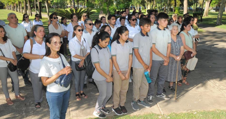 Gran cantidad de fieles se acercaron a dar el último adiós a Saveria (Foto- EL LIBERAL)