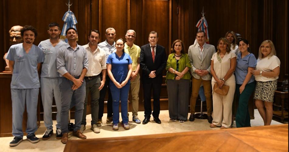 Zamora recibió al Dr Soldado y a miembros de su  fundación